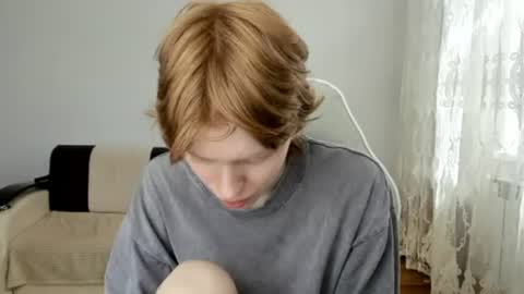 Snapshot of stellaswen chatting on 06-20-26, 11:02 S T E L L A online show from 06-20-26, 11:02