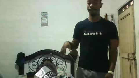 Snapshot of stemanlu9 chatting on 12-10-24, 02:39 Steman online show from 12-10-24, 02:39