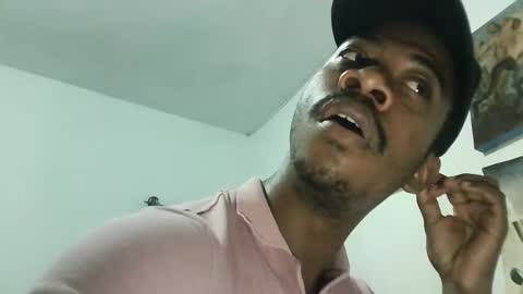 Snapshot of stemanlu9 chatting on 01-30-25, 06:46 Steman online show from 01-30-25, 06:46