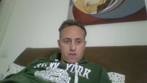 Snapshot of sten015 chatting on 12-10-24, 01:44 sten015 online show from 12-10-24, 01:44