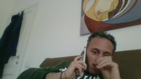 Snapshot of sten015 chatting on 12-17-24, 01:38 sten015 online show from 12-17-24, 01:38
