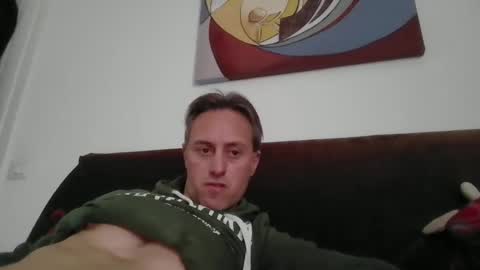 Snapshot of sten015 chatting on 03-12-26, 01:06 sten015 online show from 03-12-26, 01:06