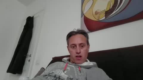 Snapshot of sten015 chatting on 03-31-26, 12:27 sten015 online show from 03-31-26, 12:27