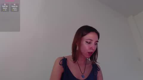 Stephanie 3 online show from 11-07-25, 10:48