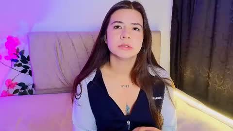 Snapshot of stepha_sweet chatting on 07-07-26, 05:10 Emma online show from 07-07-26, 05:10