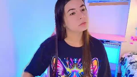 Snapshot of stepha_sweet chatting on 07-11-26, 03:20 Emma online show from 07-11-26, 03:20