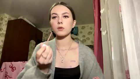 Stephani online show from 03-04-26, 03:18