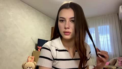 Snapshot of stephaniflicek chatting on 05-03-26, 03:18 Stephani online show from 05-03-26, 03:18