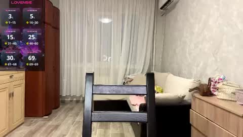 Snapshot of stephaniflicek chatting on 07-10-26, 05:15 Stephani online show from 07-10-26, 05:15