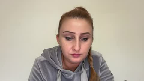 Stephany online show from 06-15-26, 10:50