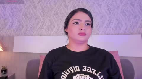 Snapshot of stephany_harlot chatting on 05-24-26, 11:43 stephany_harlot online show from 05-24-26, 11:43