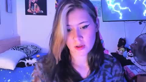 Snapshot of stephany_uwu chatting on 02-07-25, 04:59 Stephany independient model online show from 02-07-25, 04:59