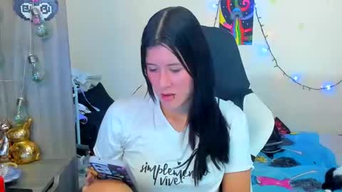 Snapshot of stephany_uwu chatting on 11-05-25, 12:21 Stephany independient model online show from 11-05-25, 12:21