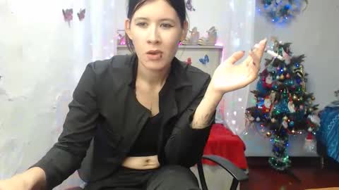 Snapshot of stephany_uwu chatting on 12-19-25, 11:23 Stephany independient model online show from 12-19-25, 11:23