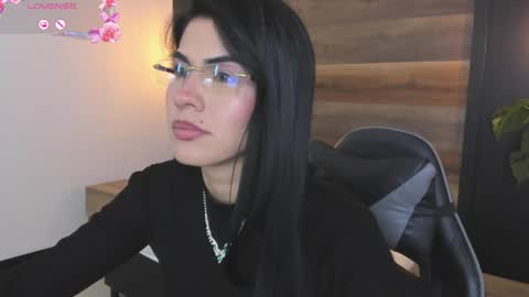 Snapshot of stephanya_ chatting on 05-06-26, 08:25 S T E P H A N Y A online show from 05-06-26, 08:25