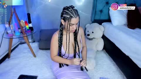 Snapshot of stephanysc chatting on 05-03-26, 01:33 Stefanny online show from 05-03-26, 01:33