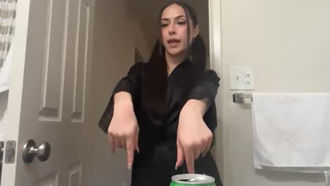 Sweet Steph online show from 04-18-26, 01:53