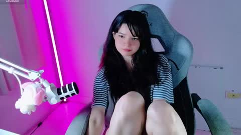 Snapshot of stephybrown chatting on 05-04-26, 01:56 stephy online show from 05-04-26, 01:56