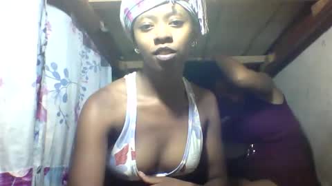 Snapshot of sterina0102 chatting on 12-04-25, 12:25 sterina0102 online show from 12-04-25, 12:25