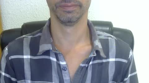 sterling_archer_24 online show from 02-02-25, 11:08