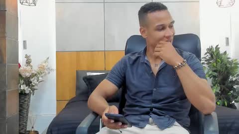 Snapshot of sterling_magnus chatting on 03-02-26, 08:04 online show from 03-02-26, 08:04