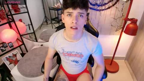 Stev austin  online show from 04-10-26, 09:30