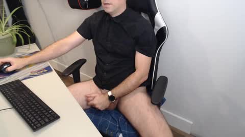 Snapshot of steve_oo8 chatting on 12-19-24, 04:13 steve_oo8 online show from 12-19-24, 04:13