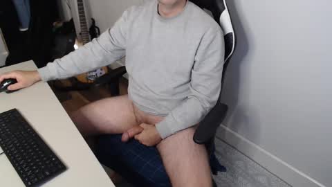 Snapshot of steve_oo8 chatting on 11-03-25, 12:17 steve_oo8 online show from 11-03-25, 12:17