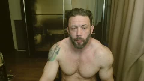 Snapshot of stevebulkzor chatting on 07-07-26, 11:31 Steve Oakenshield son of John son of Vasyl online show from 07-07-26, 11:31