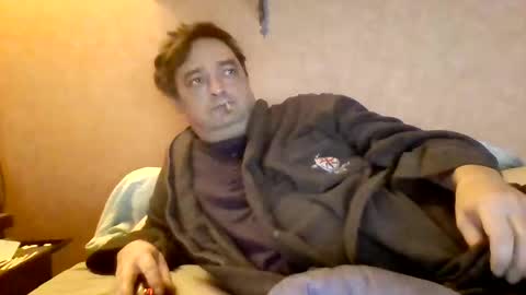 Snapshot of stevefromfrance chatting on 12-07-24, 08:00 stevefromfrance online show from 12-07-24, 08:00