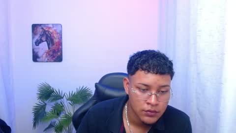 Snapshot of stevencum18 chatting on 08-04-26, 03:58 Steven online show from 08-04-26, 03:58