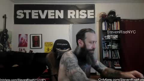 Snapshot of stevenrisenyc chatting on 06-08-26, 10:59 StevenRiseNYC online show from 06-08-26, 10:59