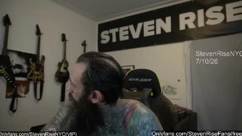Snapshot of stevenrisenyc chatting on 07-10-26, 12:30 StevenRiseNYC online show from 07-10-26, 12:30