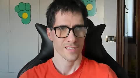 Steve online show from 10-10-25, 02:38