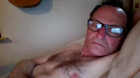 steviehard7 online show from 01-25-25, 03:30