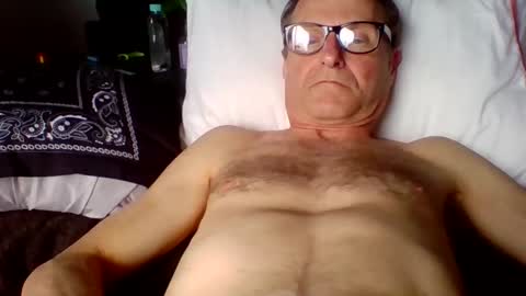 steviehard7 online show from 02-12-25, 07:56