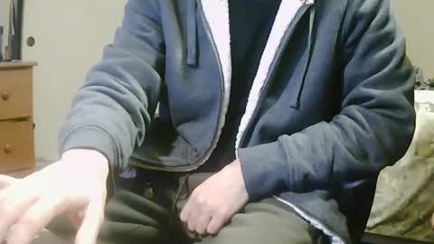 Snapshot of stevo69697 chatting on 12-22-24, 03:33 Chillguy online show from 12-22-24, 03:33