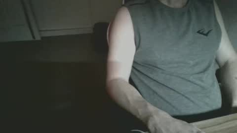stewy_4000 online show from 10-04-25, 11:30