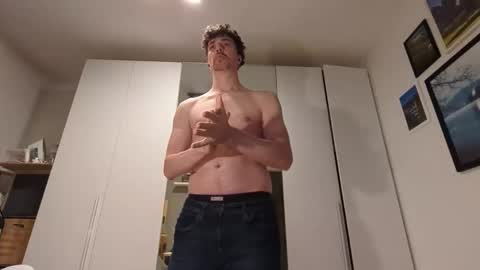 Snapshot of sti270452 chatting on 02-04-26, 07:42 Jenk online show from 02-04-26, 07:42