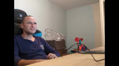 stickolive1 online show from 10-20-25, 10:10