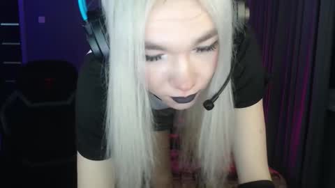 Steve online show from 11-08-25, 05:23