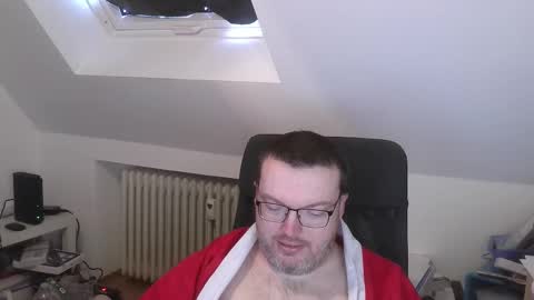 Oliver online show from 12-18-25, 07:58