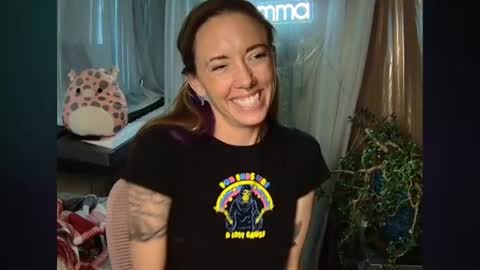 Snapshot of stillgemm chatting on 06-19-26, 01:21 Jemma Jean online show from 06-19-26, 01:21