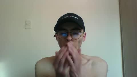 Snapshot of stiv_grant chatting on 09-17-25, 12:18 stiv_grant online show from 09-17-25, 12:18