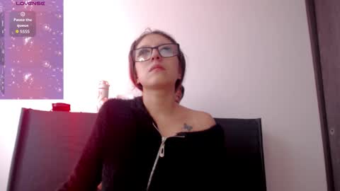 stiven online show from 11-28-25, 06:54