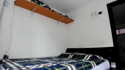 Stiven Mystic online show from 09-12-25, 05:57