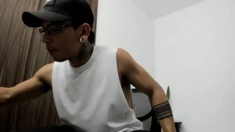 Snapshot of stiven_trainer chatting on 06-08-26, 02:56 stiven_trainer online show from 06-08-26, 02:56