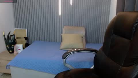 Stiwen online show from 05-20-26, 01:28
