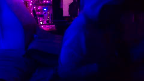 Snapshot of stl_puhcz_glob3r chatting on 11-18-25, 09:03 stl_puhcz_glob3r online show from 11-18-25, 09:03