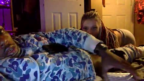 Snapshot of stl_puhcz_glob3r chatting on 12-02-25, 11:45 stl_puhcz_glob3r online show from 12-02-25, 11:45